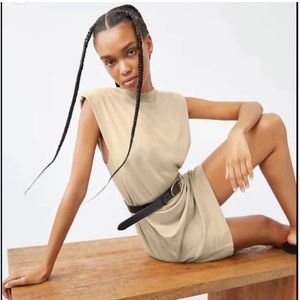 Babaton GALVIN dress - Sleeveless dress with shoulder pads 🤩✨